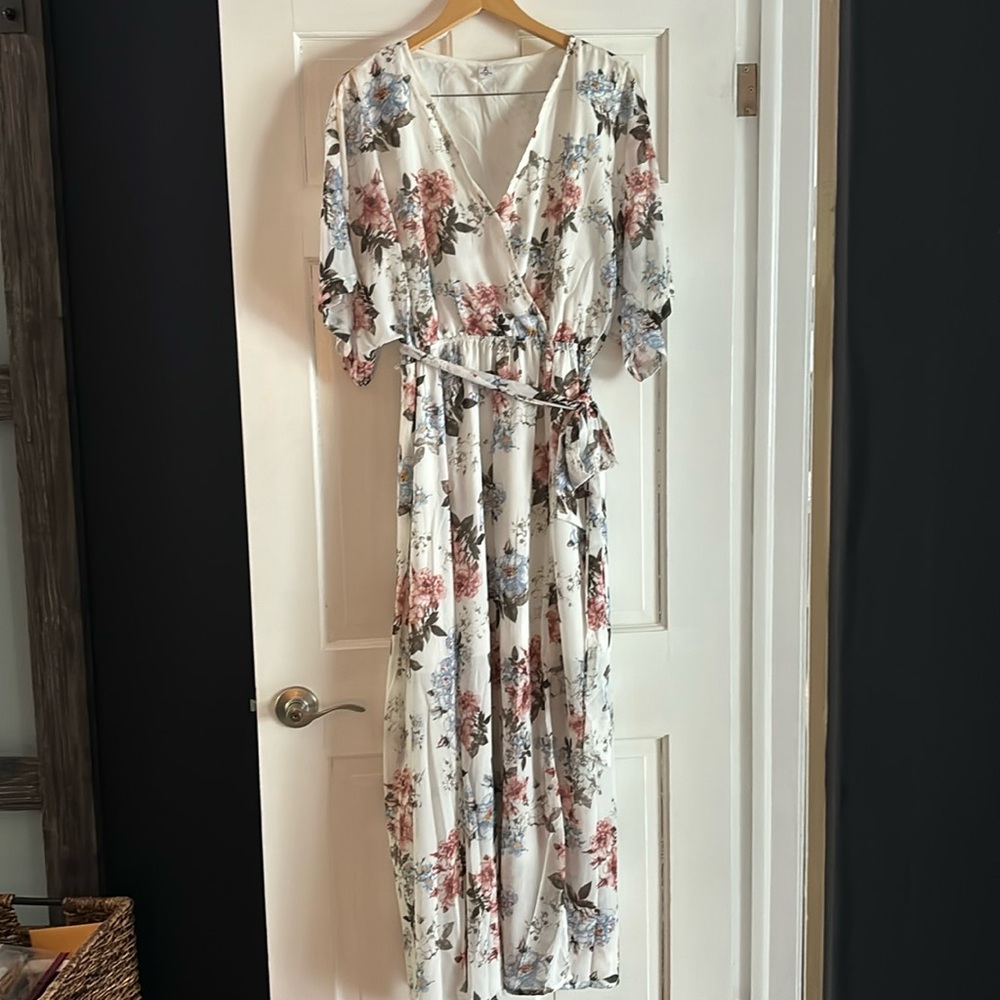 Beautiful spring dress. XXL